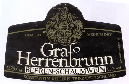 Шампанское Graf Herrenbrunn beeren-schaumwein